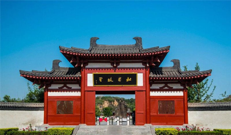 杜甫研究会：探索诗人灵魂的灯塔